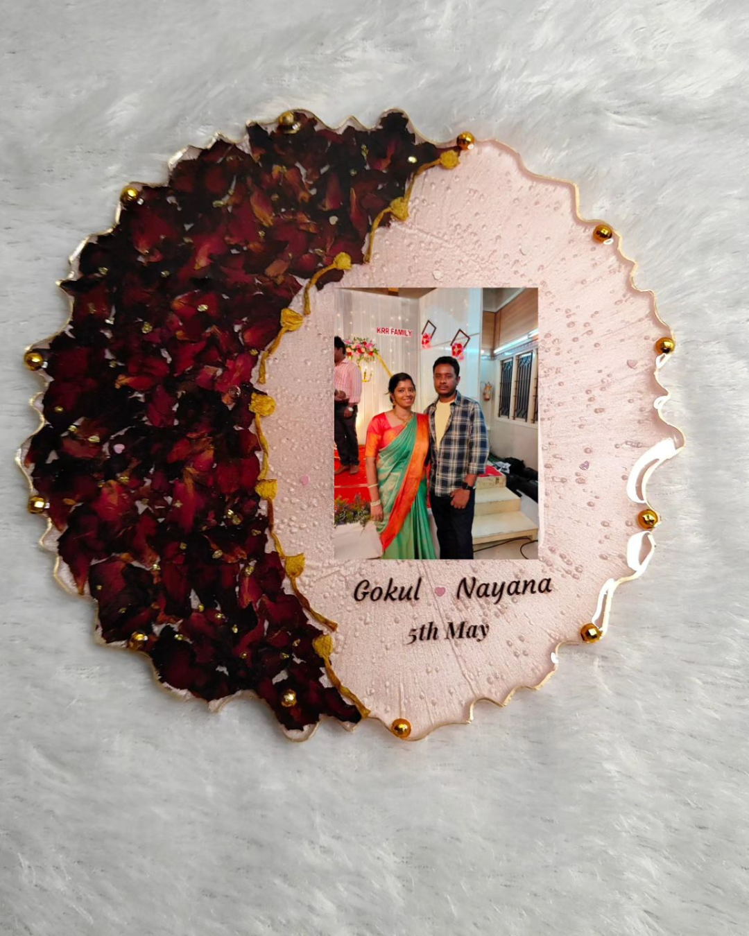Varmala Preservation Resin Art - Round resin casting